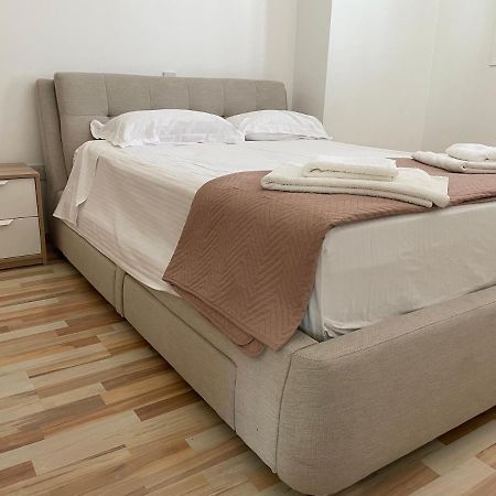Modern Luxury Apartment In The Heart Of Nicosia Buitenkant foto