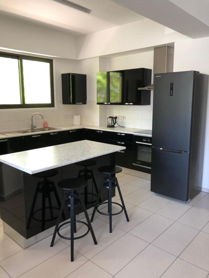 Modern Luxury Apartment In The Heart Of Nicosia Buitenkant foto